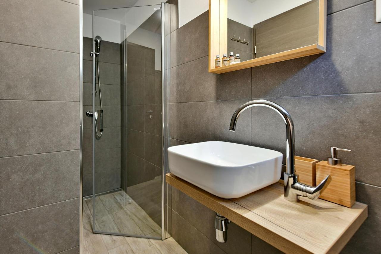 Pikarin Rooms B&B Vrsar Extérieur photo